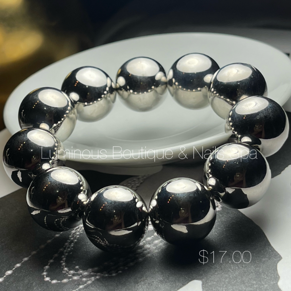 Nilia Bracelet